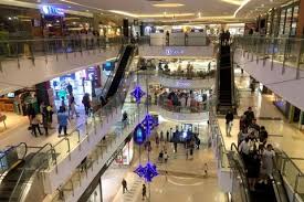 Pusat Perbelanjaan di Pekanbaru Harus Gunakan Aplikasi PeduliLindungi